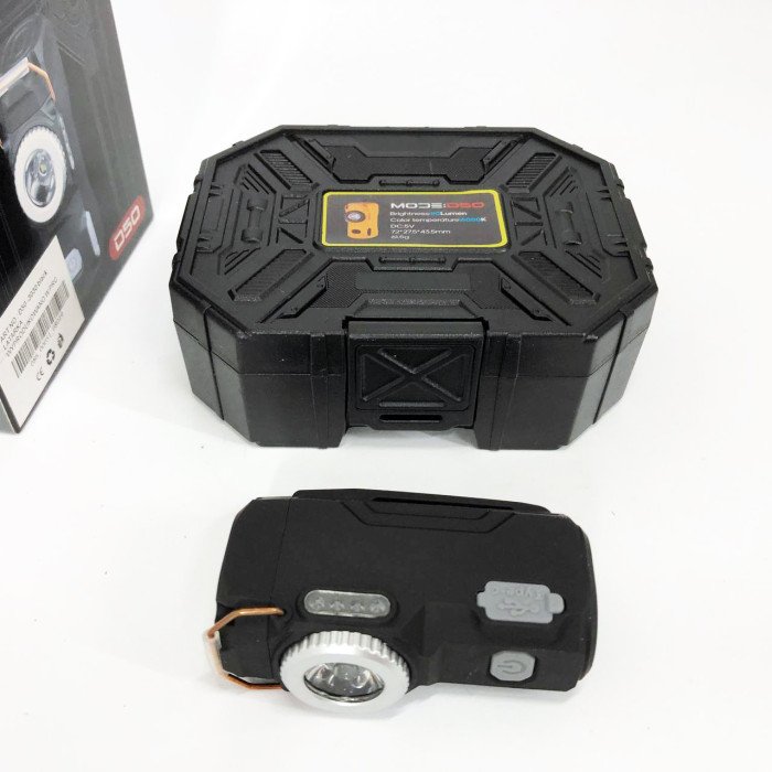 Багатофункціональний армійський ліхтар D50-SMD - індикація заряду, запальничка. Колір: чорний