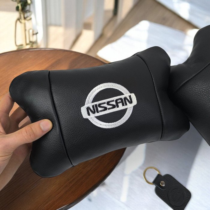 Подушки в авто 2 шт Nissan, натуральна шкіра, з логотипом Ніссан, на підголівник для вашої машини