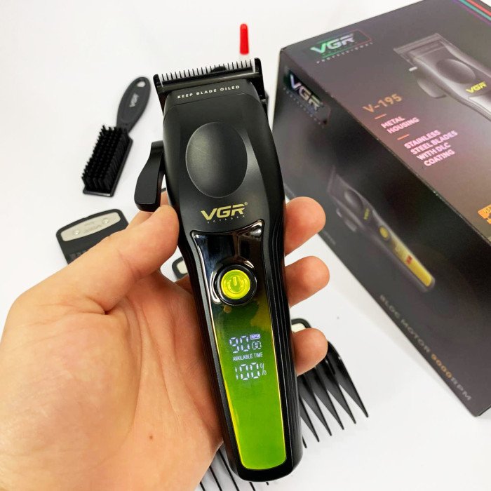 Акумуляторна машинка для стрижки VGR V-195 GOLD