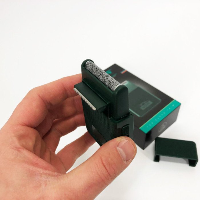 Електробритва VGR V-376 GREEN шейвер, Професійний шейвер-електробритва, Портативна бритва