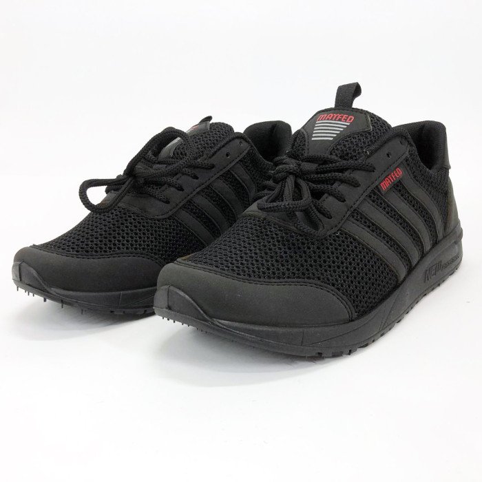 Літні кросівки. Розмір 41. Колір: чорний