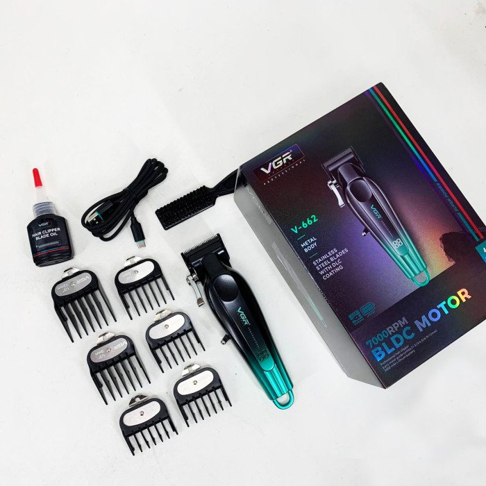 Акумуляторна машинка для стрижки VGR V-662 Колір: зелений