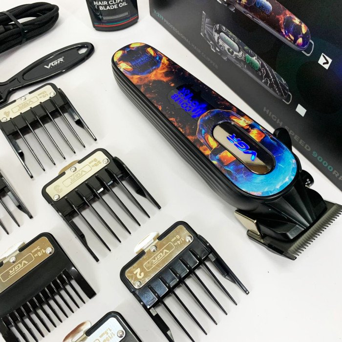 Акумуляторна машинка для стрижки VGR V-279 RED