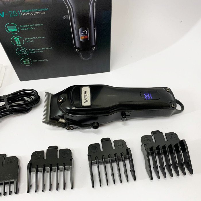 Акумуляторна машинка для стрижки VGR V-251
