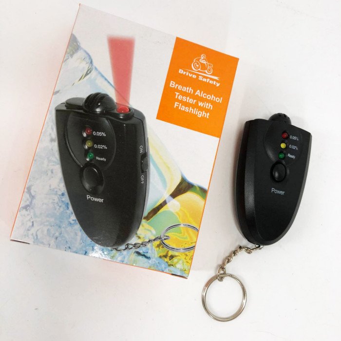 Електронний портативний алкотестер з підсвічуванням 2 x ААА, Компактний портативний алкотестер