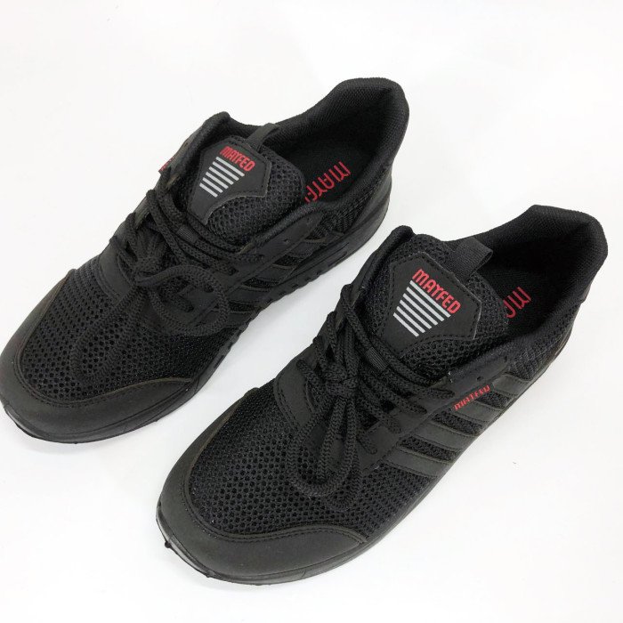 Літні кросівки. Розмір 41. Колір: чорний