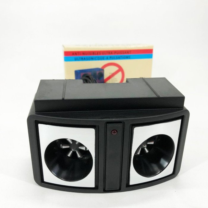 Ультразвуковий електронний відлякувач гризунів, мишей, щурів та комах DUAL SONIC PEST REPELLER