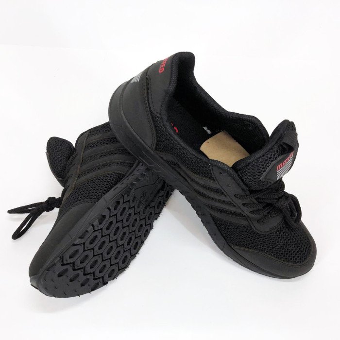 Літні кросівки. Розмір 41. Колір: чорний