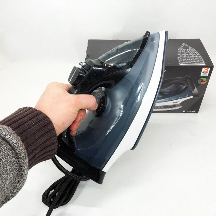 Праска парова RAF R.1234B з керамічною підошвою 2200 Вт, Професійна парова праска. Колір: синій