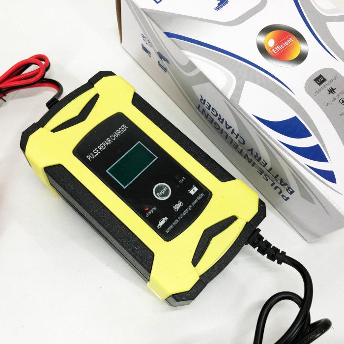 Зарядний пристрій Smart Charger 12V 6A для автомобільного акумулятора