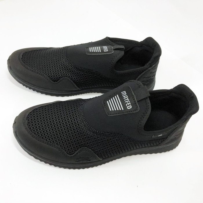 Кросівки літня пінка. Розмір 43. Колір: чорний