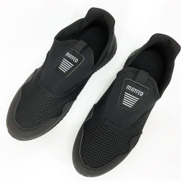 Кросівки літня пінка. Розмір 43. Колір: чорний