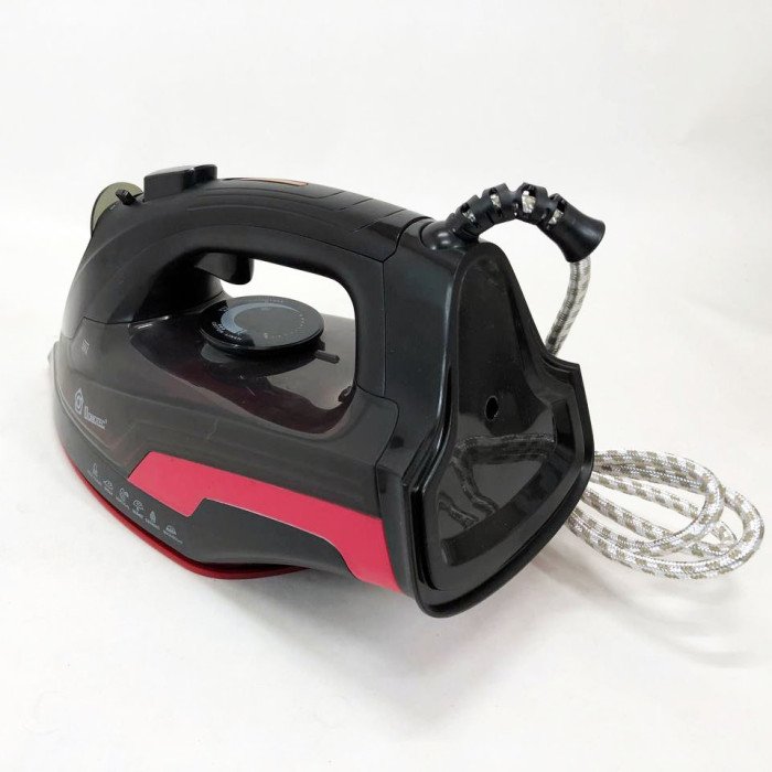 Праска з керамічним покриттям Domotec MS 2258 3000 Вт, праска з керамічною підошвою. Колір: червоний