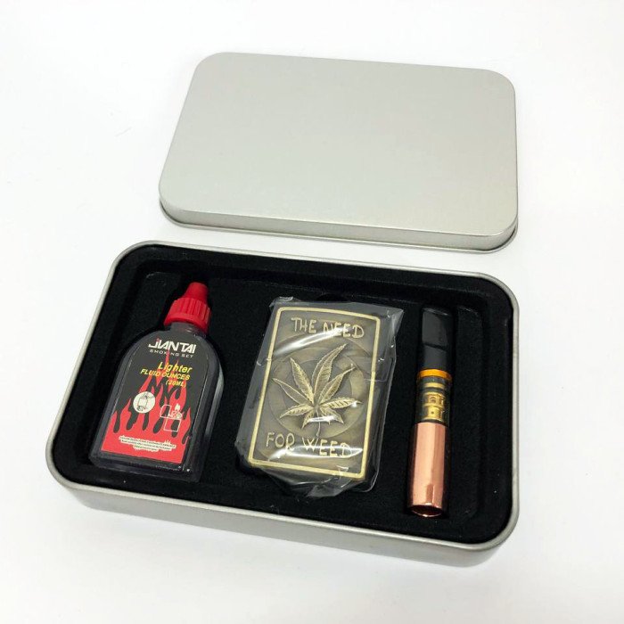 Запальничка бензинова в подарунковій коробці N11, подарункова запальничка сувенірна