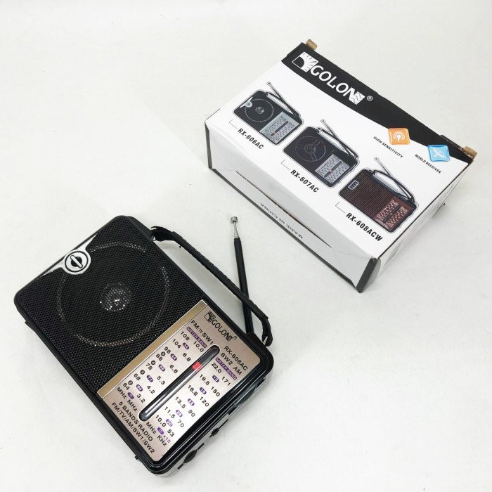 Радіоприймач портативне радіо Golon RX-606 від мережі та на батарейках приймач ретро колонка fm акустична