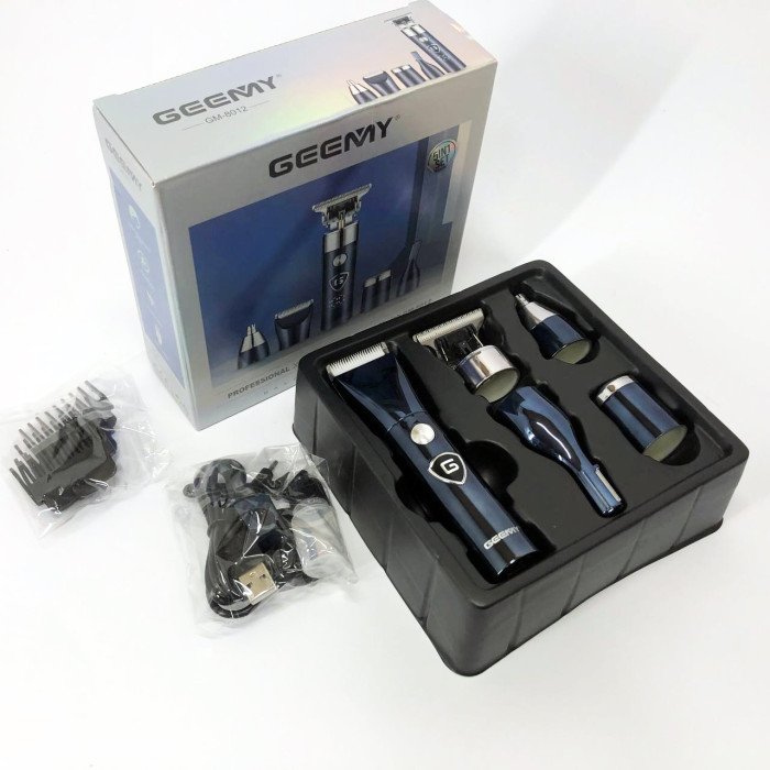 Чоловічий набір Geemy GM-8012 4 в 1, електробритва з насадками для бороди, триммер для бороди
