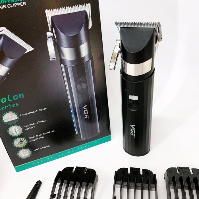 Акумуляторна машинка для стрижки VGR V-687