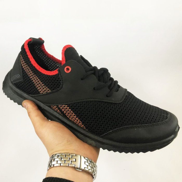 Чоловічі кросівки із сітки 42 розмір. Літні чоловічі кросівки. Модель 12843. Колір: чорний