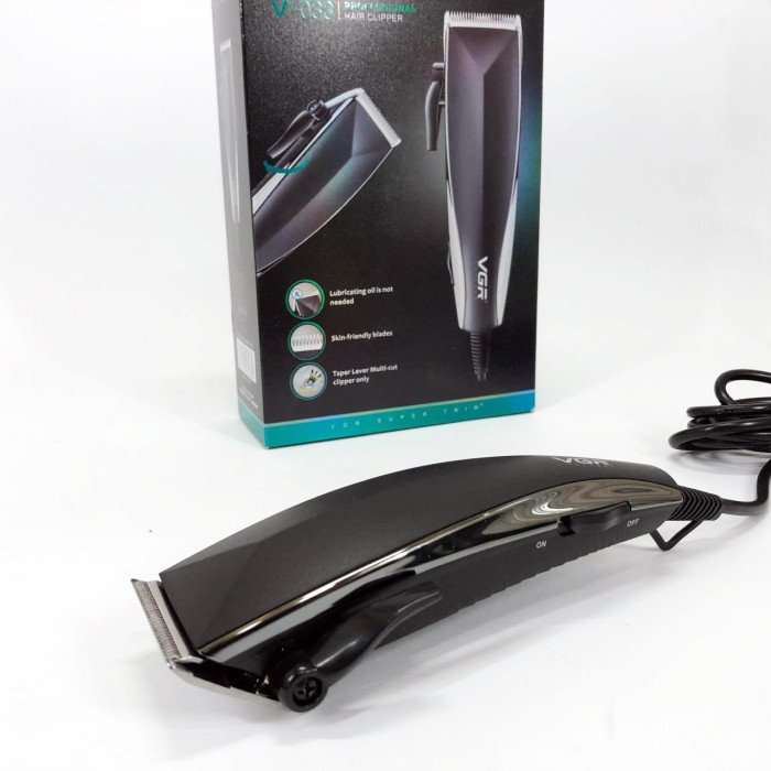 Професійна машинка для стрижки волосся VGR V-033 з функцією тримера та 4 насадками