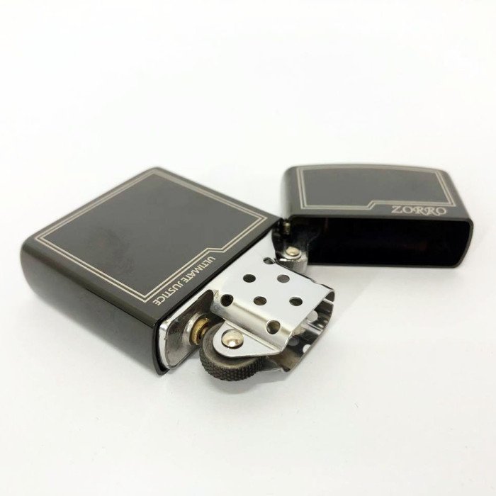 Запальничка бензинова Zorro HL-300, запальничка на день народження, запальничка у подарунковому футлярі