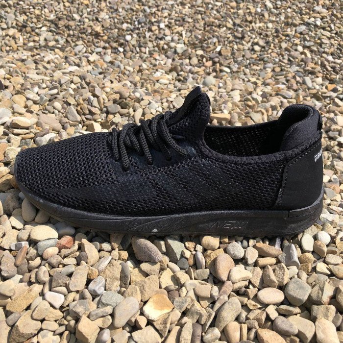 Кросівки з тканинним верхом із сітки 43 розмір. Літні кросівки сітка. Модель 67554. Колір: чорний