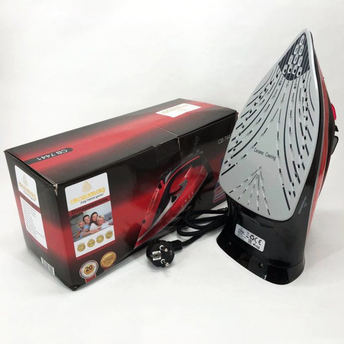 Керамічна потужна Парова Праска Crownberg CB-7441 має функції самоочищення та вертикальне відпарювання