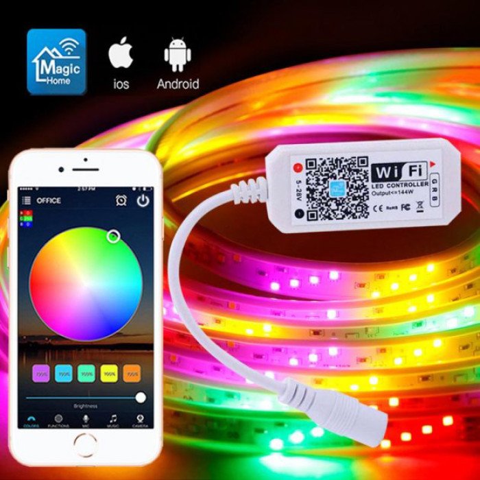 Світлодіодна стрічка SMD 5050 RGB LED 5 м IP65 з bluetooth контролем. підключення 220V
