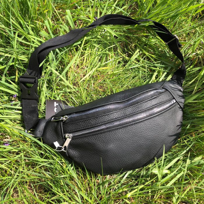 Бананка з натуральної шкіри. Відмінна якість сумки на пояс. Модель: 74132