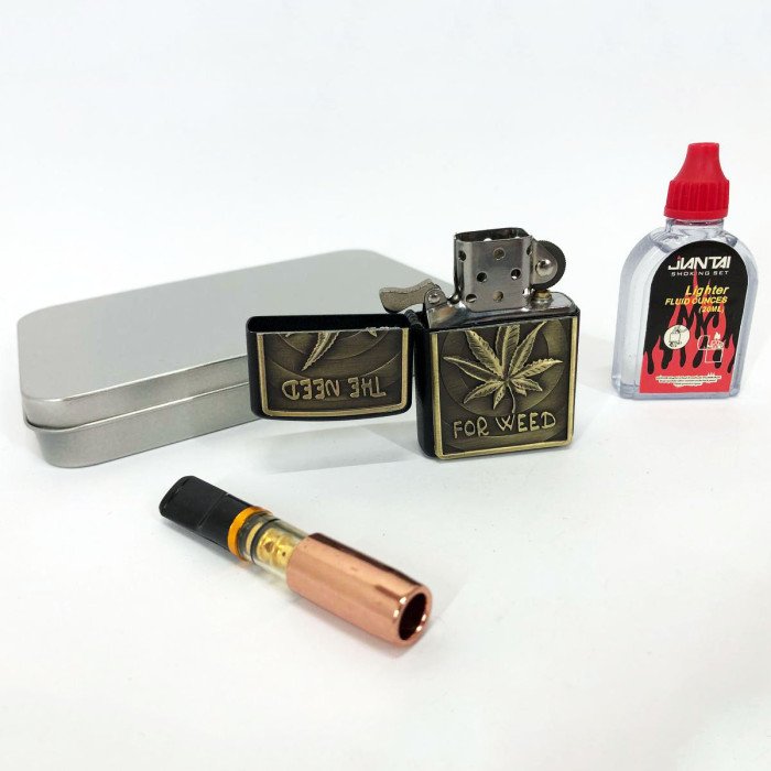 Запальничка бензинова в подарунковій коробці N11, подарункова запальничка сувенірна