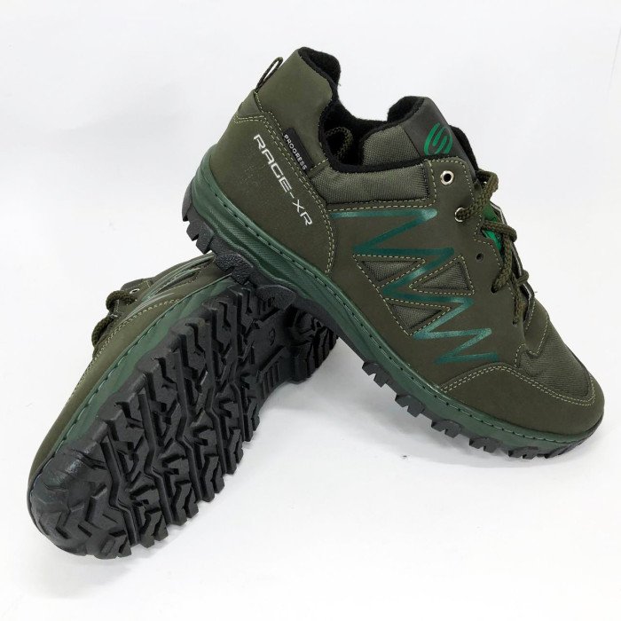 Черевики чоловічі 45 розмір, Осінньо зимові чоловічі кросівки, Черевики робочі. Колір: зелений