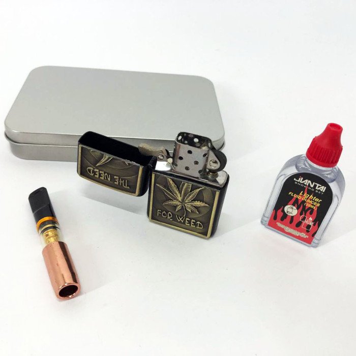 Запальничка бензинова в подарунковій коробці N11, подарункова запальничка сувенірна