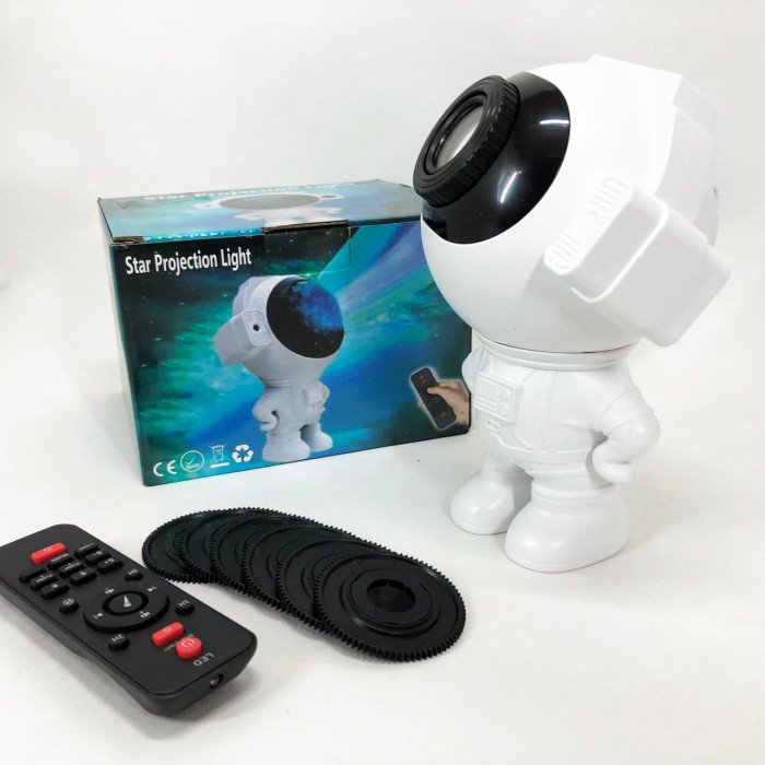 Зірковий 3D проектор Astronaut Bluetooth з пультом, Проектор нічний космонавт зоряне небо в дитячий